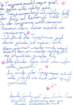 Geschriebener Textreim von Grundschülerinnen, die sich damit bei Nora und Ivana für die school-motion Tanzpause bedanken. school-motion tanzpause tanzreim von kindern